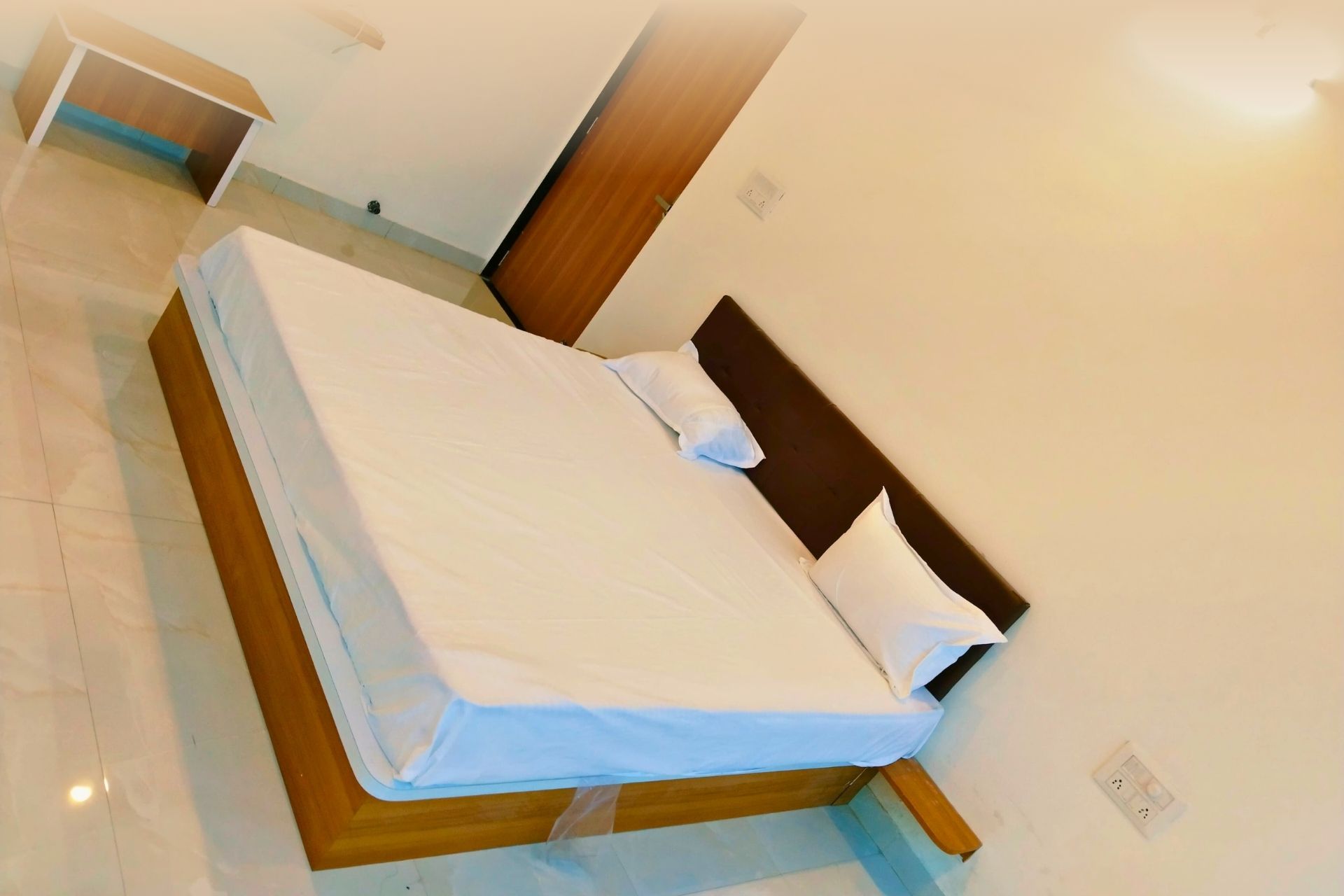 Welcome to Hotel Gokul Place Rooms and Services